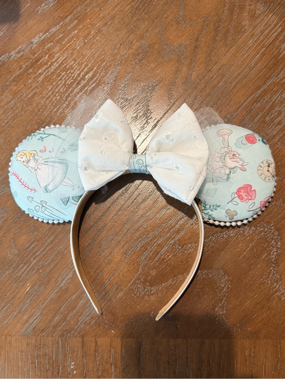 Disney Alice in Wonderland Minnie Mouse Ear Headband with White Bow